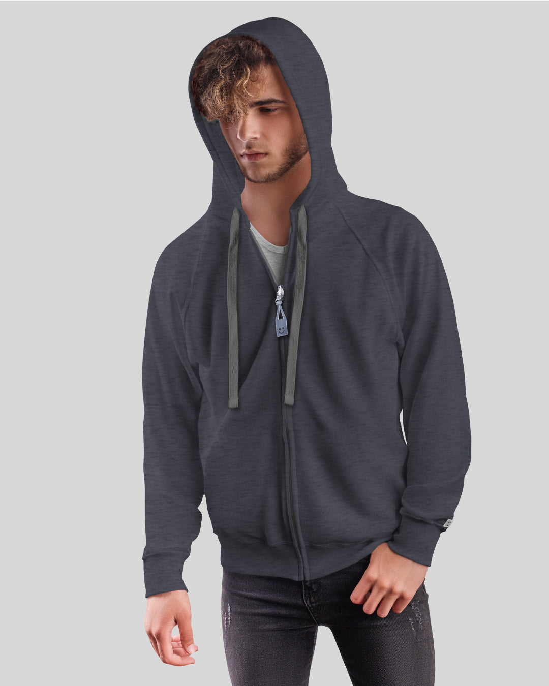 HOODIES 100% HECHOS PENSANDO EN EL PLANETA.